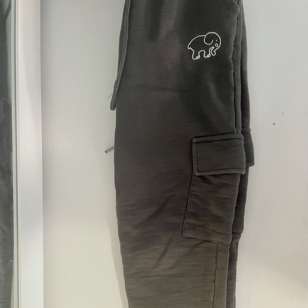 grey, cargo joggers, ivory ella